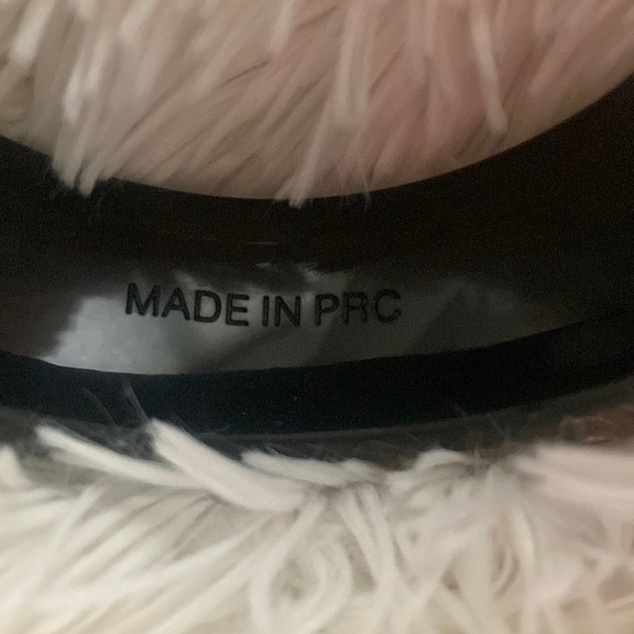 💯 Authentic NEW 💀Alexander McQueen Plexiglass w/Gold Chain Bracelet - Picture 7 of 7